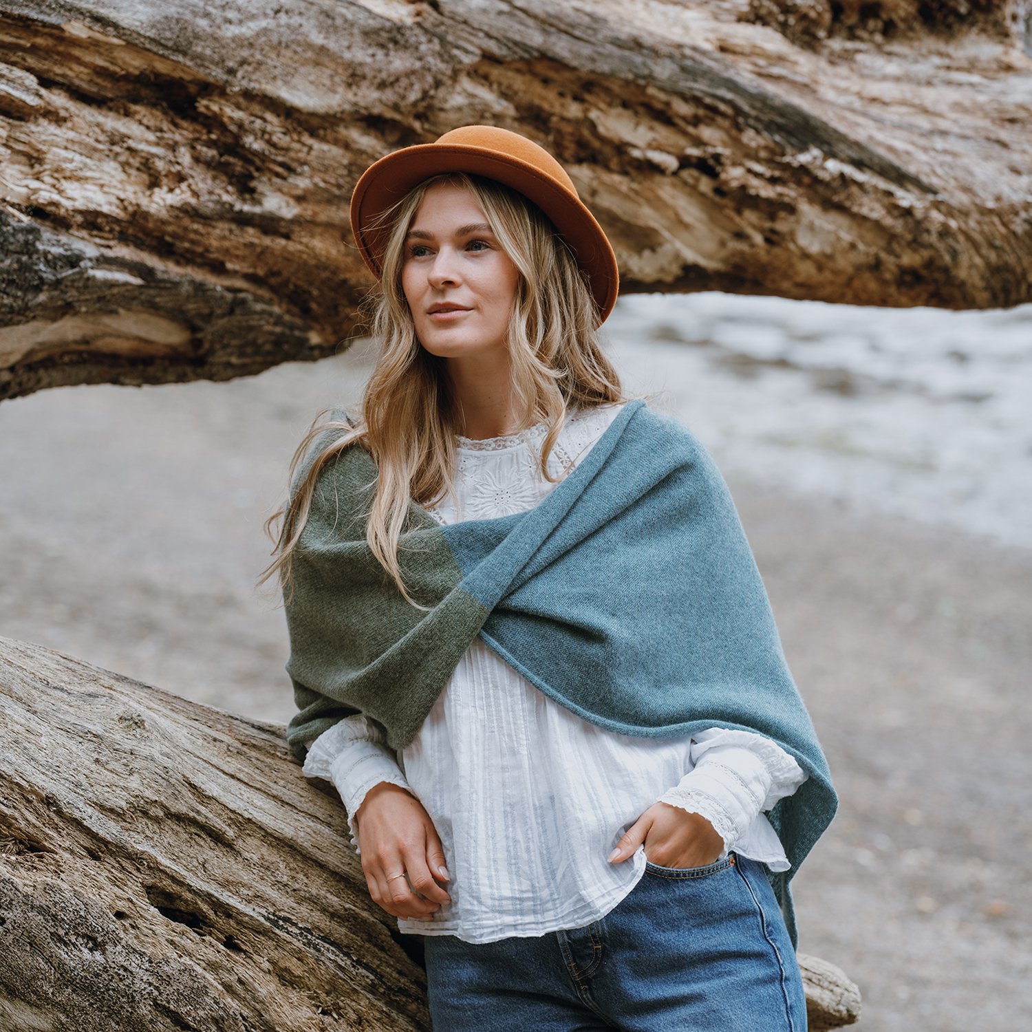 Twisted mini poncho in Opal - Image 6