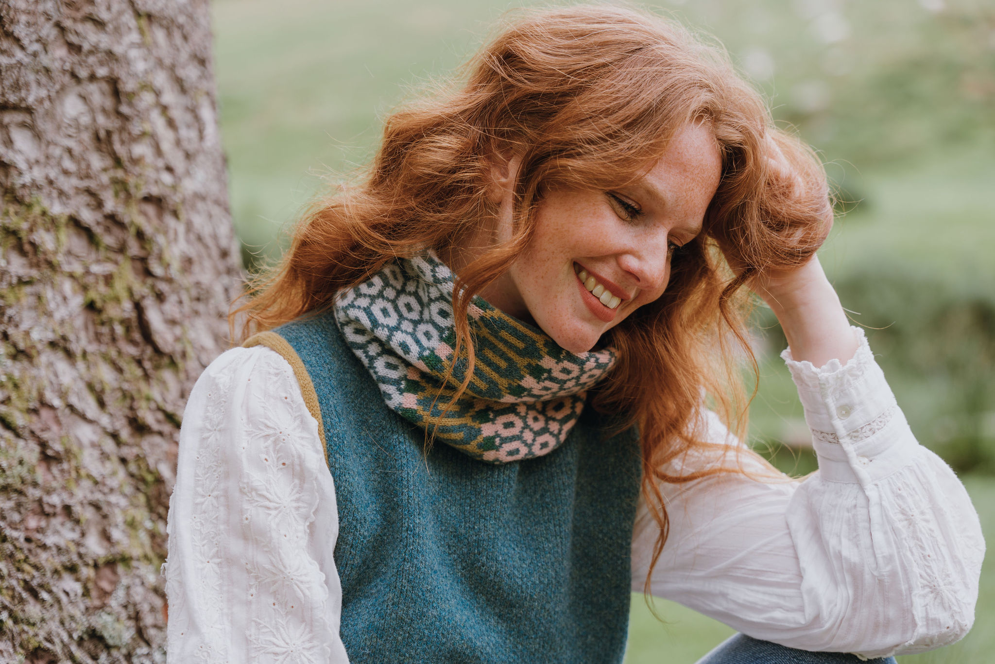 Mono Hunter cowl scarf - Image 2