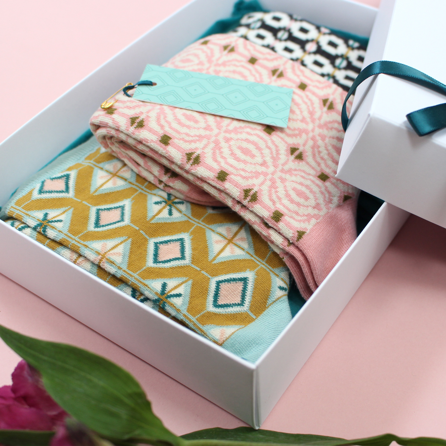 Ladies trio sock gift box - Image 2